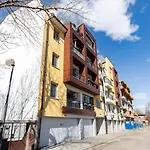شقة Spacious 2br Zadruga South