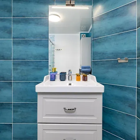 Апартамент Spacious 2br Zadruga South Пловдив