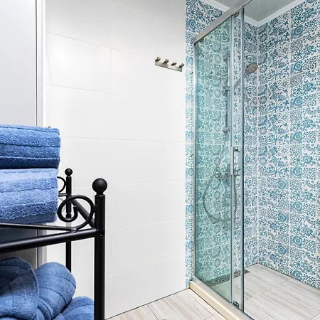 Spacious 2br Zadruga South شقة *