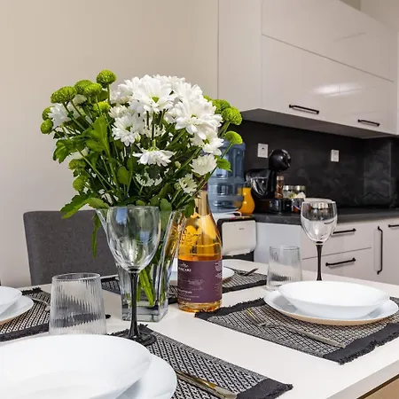 Spacious 2br Zadruga South Апартамент
